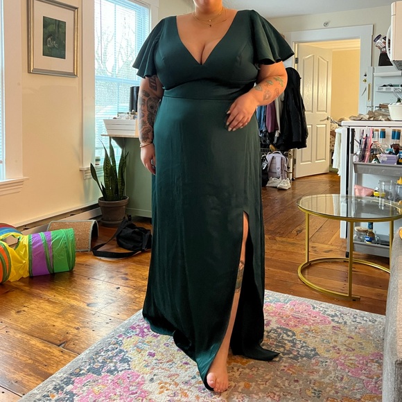 Did meet the return deadline for Azazie. - Picture 7 of 8